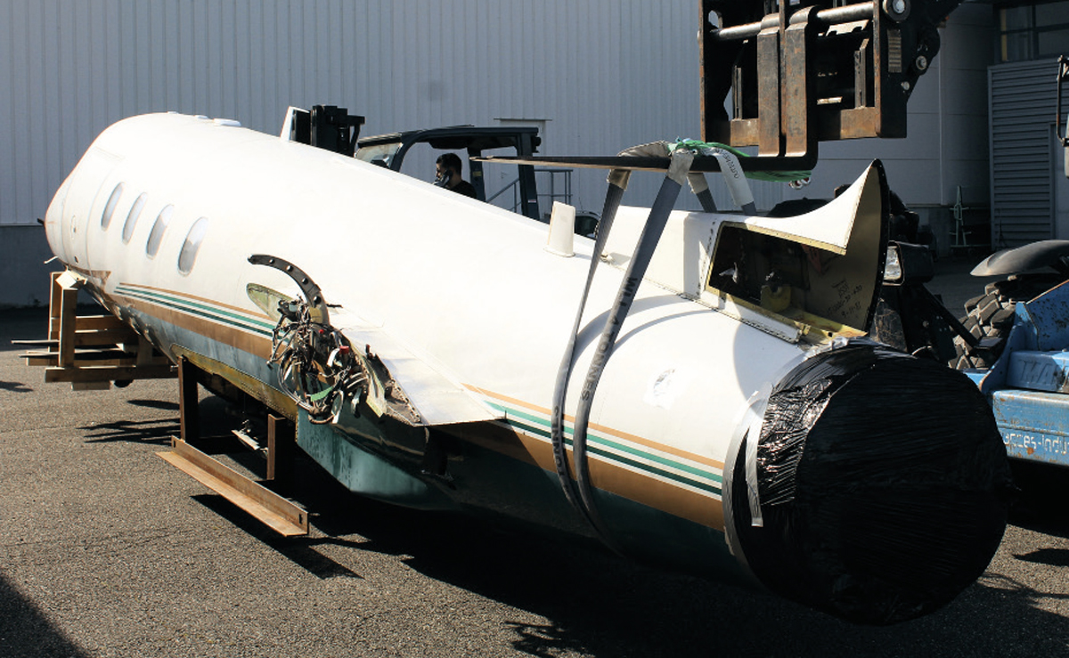 AC-Dismantling acquiert près de 49 000 m² à l’aéroport Pau Pyrénées pour développer ses activités de démantèlement et valorisation d’aéronefs. AC-Dismantling acquiert près de 49 000 m² à l’aéroport Pau Pyrénées pour développer ses activités de démantèlement et valorisation d’aéronefs.