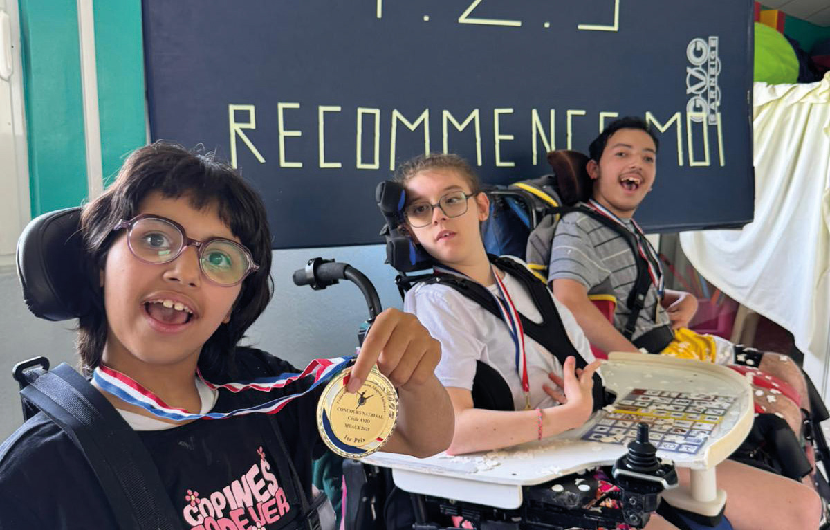 À Saint-Jammes, l’Arimoc mise sur le handisport pour l’inclusion : danse, paranatation, activités adaptées révèlent le potentiel des jeunes. À Saint-Jammes, l’Arimoc mise sur le handisport pour l’inclusion : danse, paranatation, activités adaptées révèlent le potentiel des jeunes.