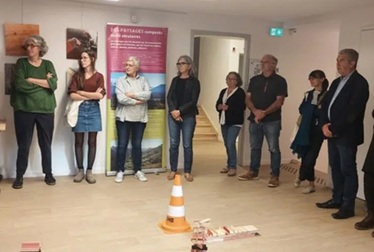 L’exposition « Habiter les Pyrénées » explore l’évolution des modes de vie et de l’habitat entre piémont et vallées, à Laruns puis Arudy. L’exposition « Habiter les Pyrénées » explore l’évolution des modes de vie et de l’habitat entre piémont et vallées, à Laruns puis Arudy.