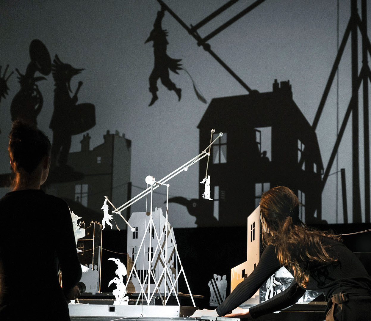 Du 7 au 25 novembre, l’Espace Jéliote à Oloron fête la marionnette avec des spectacles poétiques, drôles et émouvants pour petits et grands. Du 7 au 25 novembre, l’Espace Jéliote à Oloron fête la marionnette avec des spectacles poétiques, drôles et émouvants pour petits et grands.