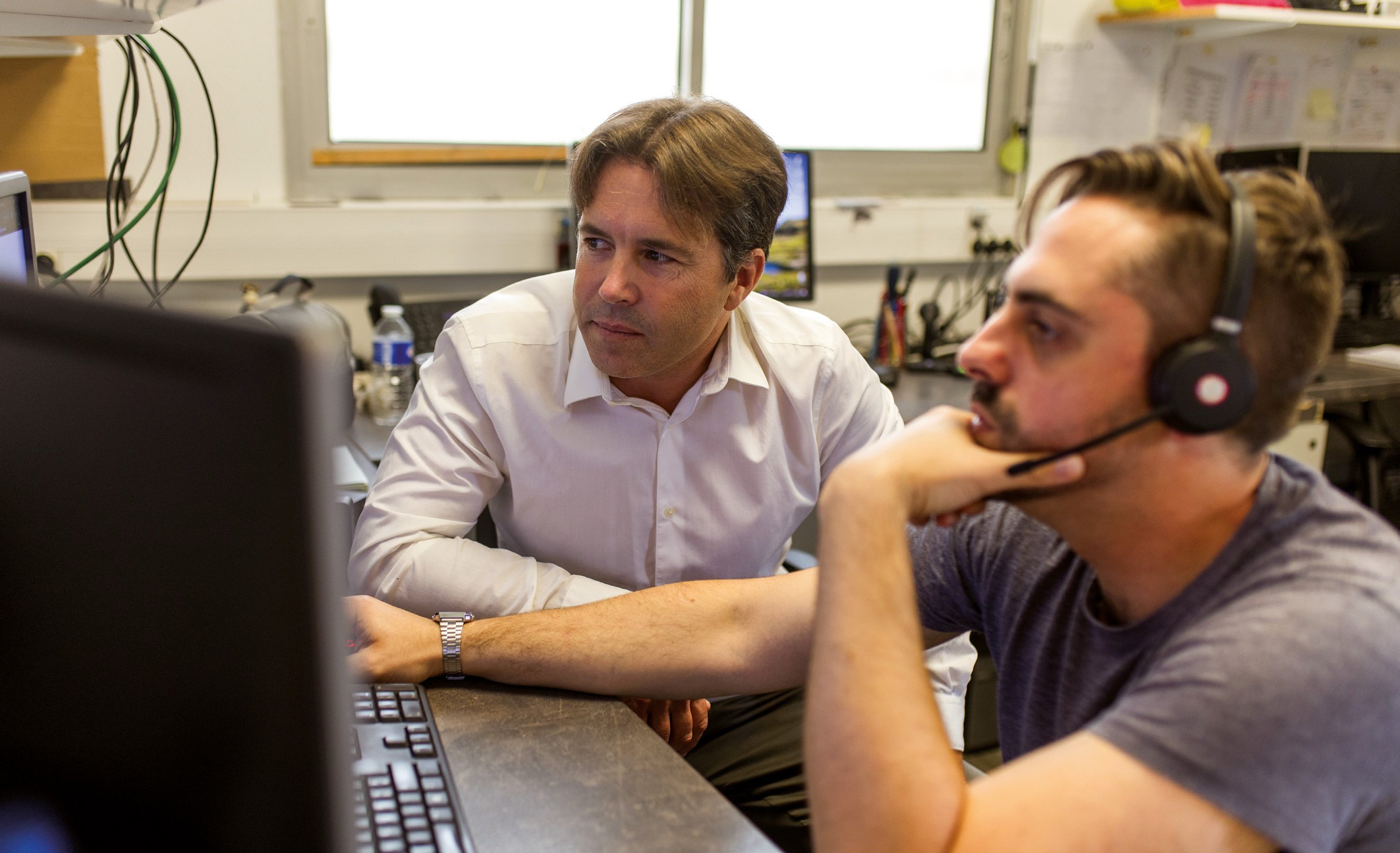 Frédéric Guichard, NTIC Peyroutet à Lescar : PME spécialisée dans la télécommunication dédiée aux professionnels. Frédéric Guichard, NTIC Peyroutet à Lescar : PME spécialisée dans la télécommunication dédiée aux professionnels.