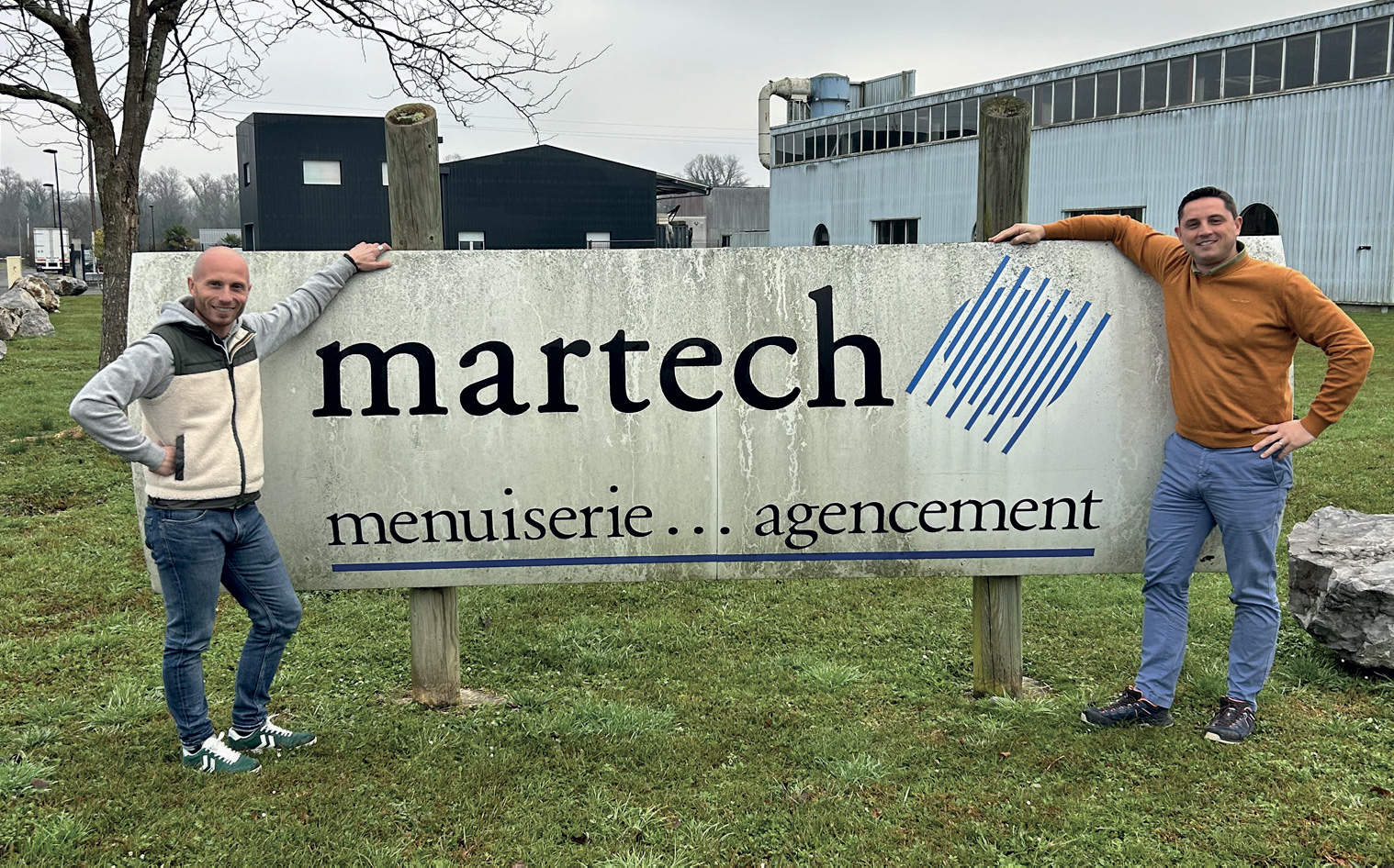 Nicolas Larrouy, et Pierre-Dominique Jarousseau ont repris l’entreprise Martech à Uzos : menuiserie et agencement. Nicolas Larrouy, et Pierre-Dominique Jarousseau ont repris l'entreprise Martech à Uzos : menuiserie et agencement.